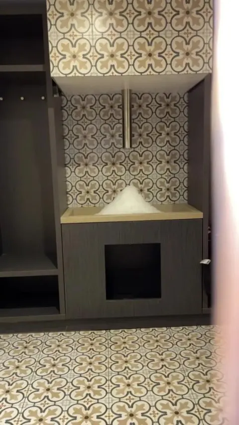 HOTEL SAUNA – BEIM MASTURBIEREN BESPANNT